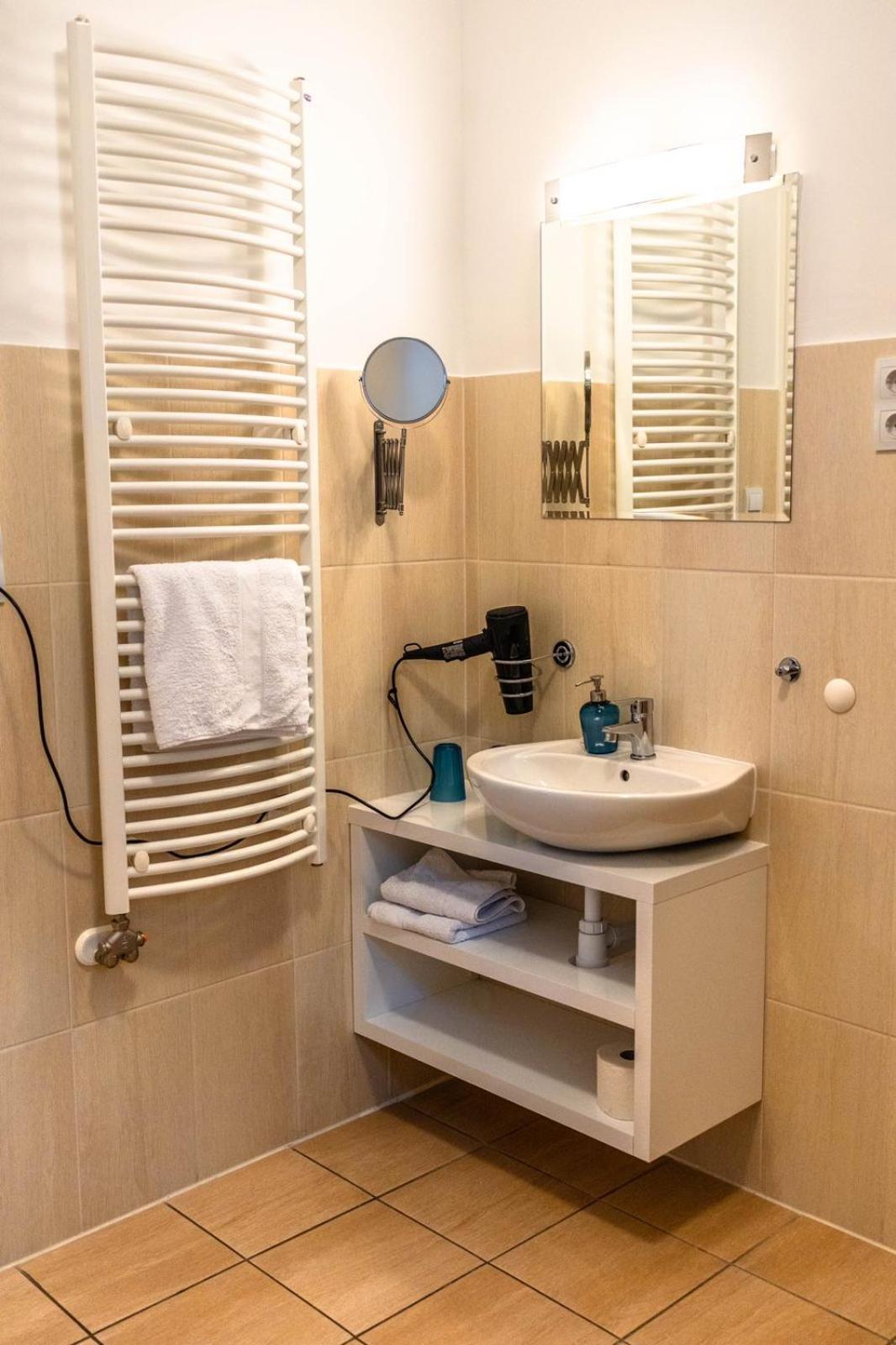 Orchidea Apartman Mosonmagyaróvár 외부 사진